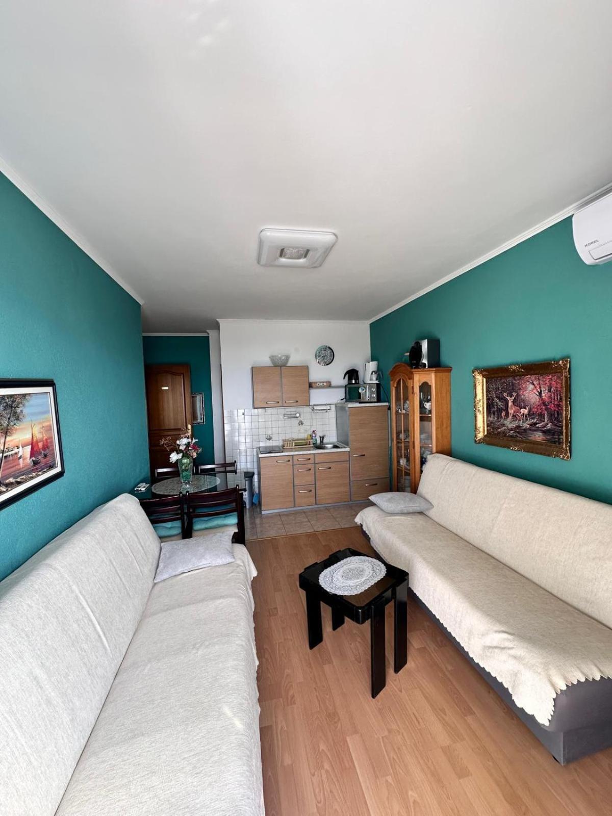 Apartmani Djurda 크르크 외부 사진