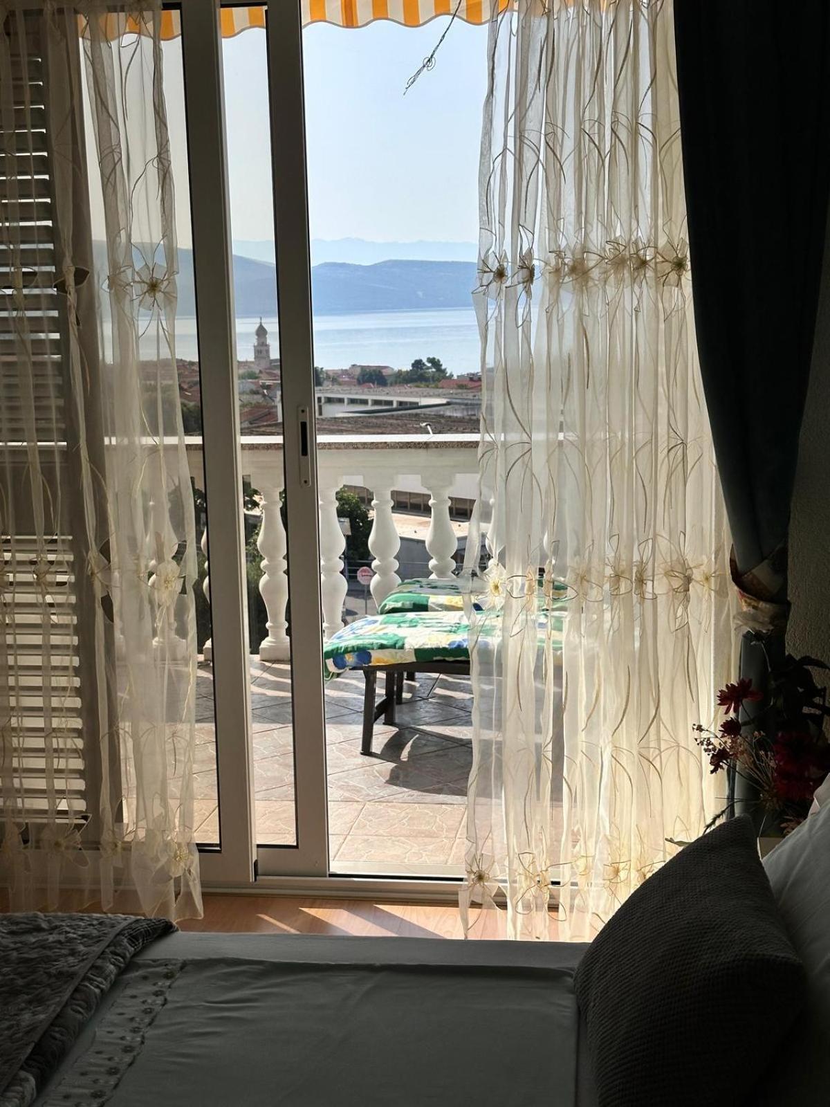 Apartmani Djurda 크르크 외부 사진